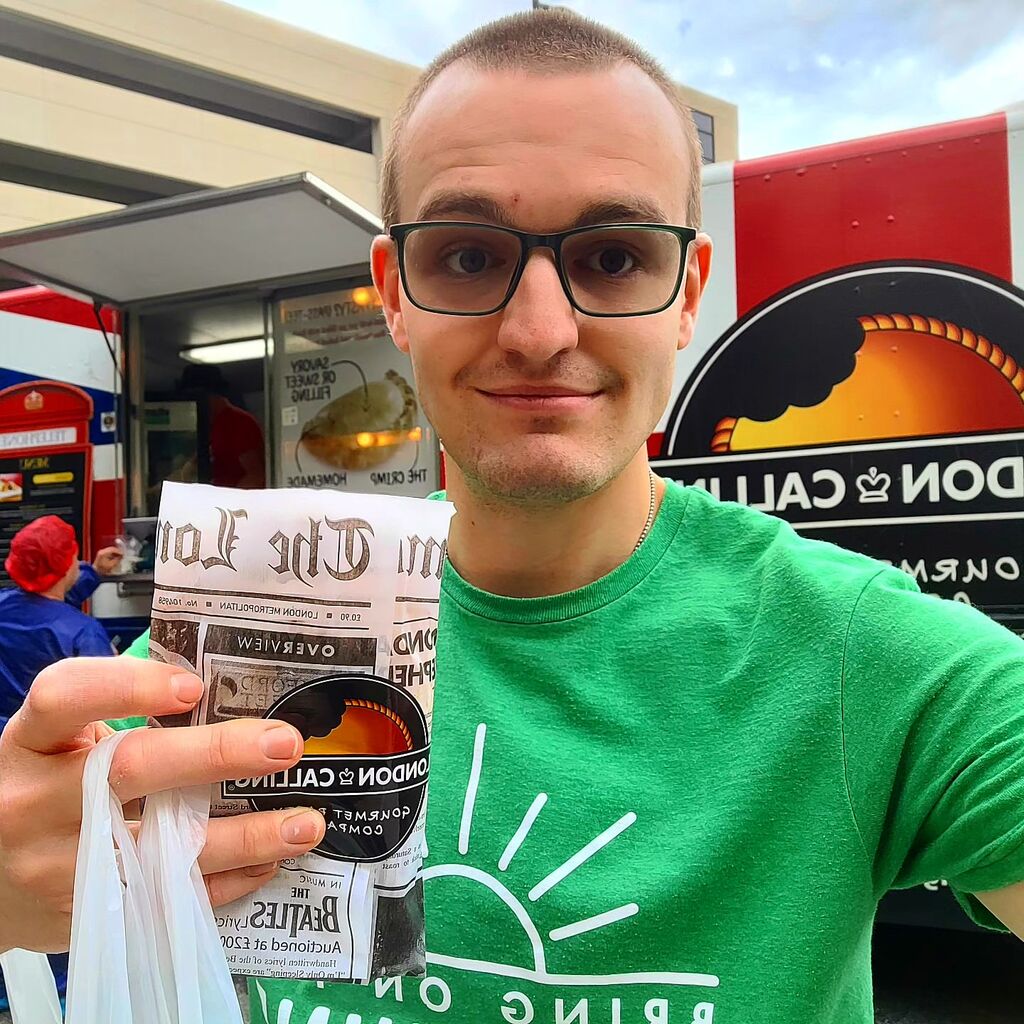2023-09-27 1041 hours - Brady ordered lunch and Take and Bake Frozen Pasties from London Calling's Mobile Truck at Mercy Hospital Springfield